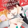 Viz Media Manga Everyone's Getting Married Vol. 4